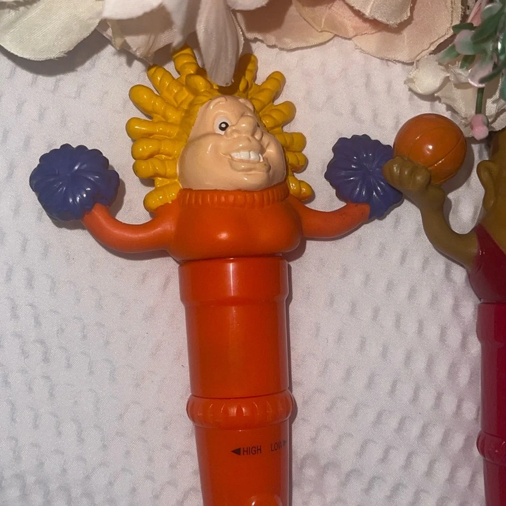 VINTAGE Basketball Cheerleading SQUIGGLE JIGGLES PEN 1993